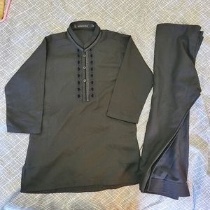 Lot of three indian/pakistani kurtas (never worn) - Boys size 3m to 12/18m